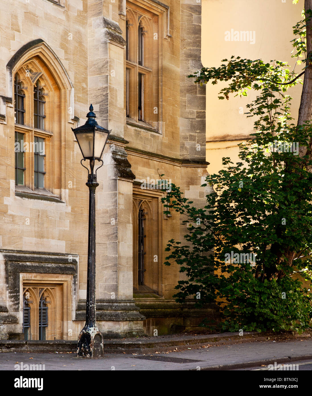 La parte esterna del nuovo Collegio, Oxford University, Oxfordshire, Inghilterra, Regno Unito, Gran Bretagna Foto Stock