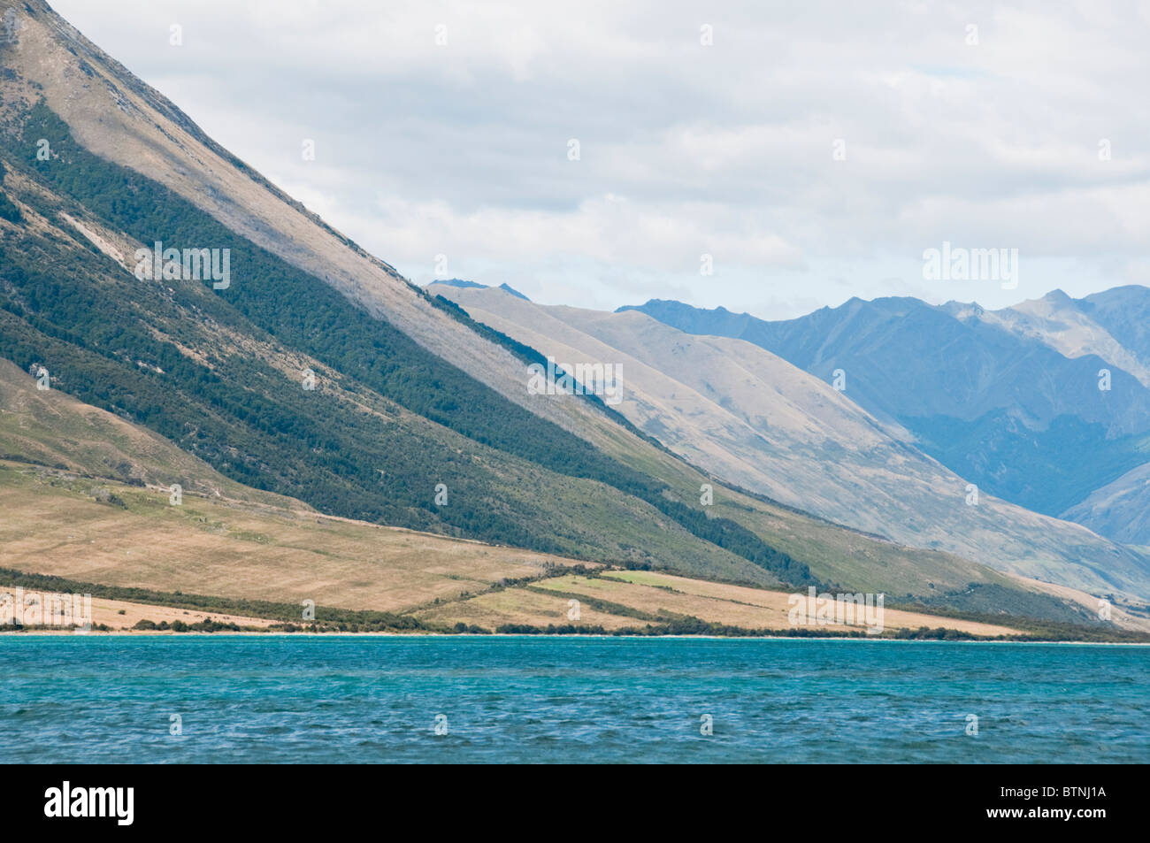Lago Hawea, la pesca a mosca,per la pesca alla trota,Wanaka,Isola del Sud,Nuova Zelanda Foto Stock