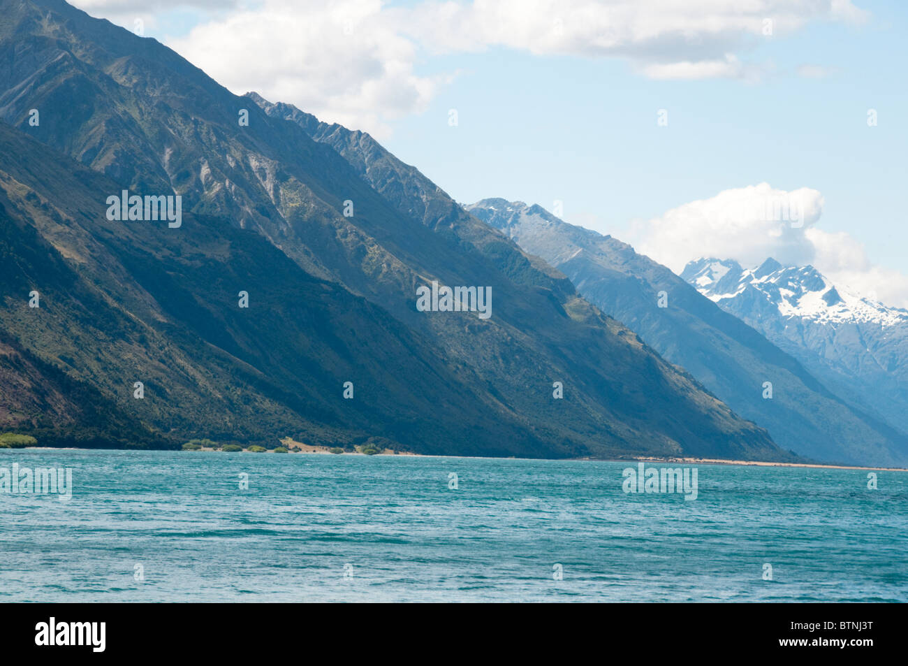 Lago Hawea, la pesca a mosca,per la pesca alla trota,Wanaka,Isola del Sud,Nuova Zelanda Foto Stock