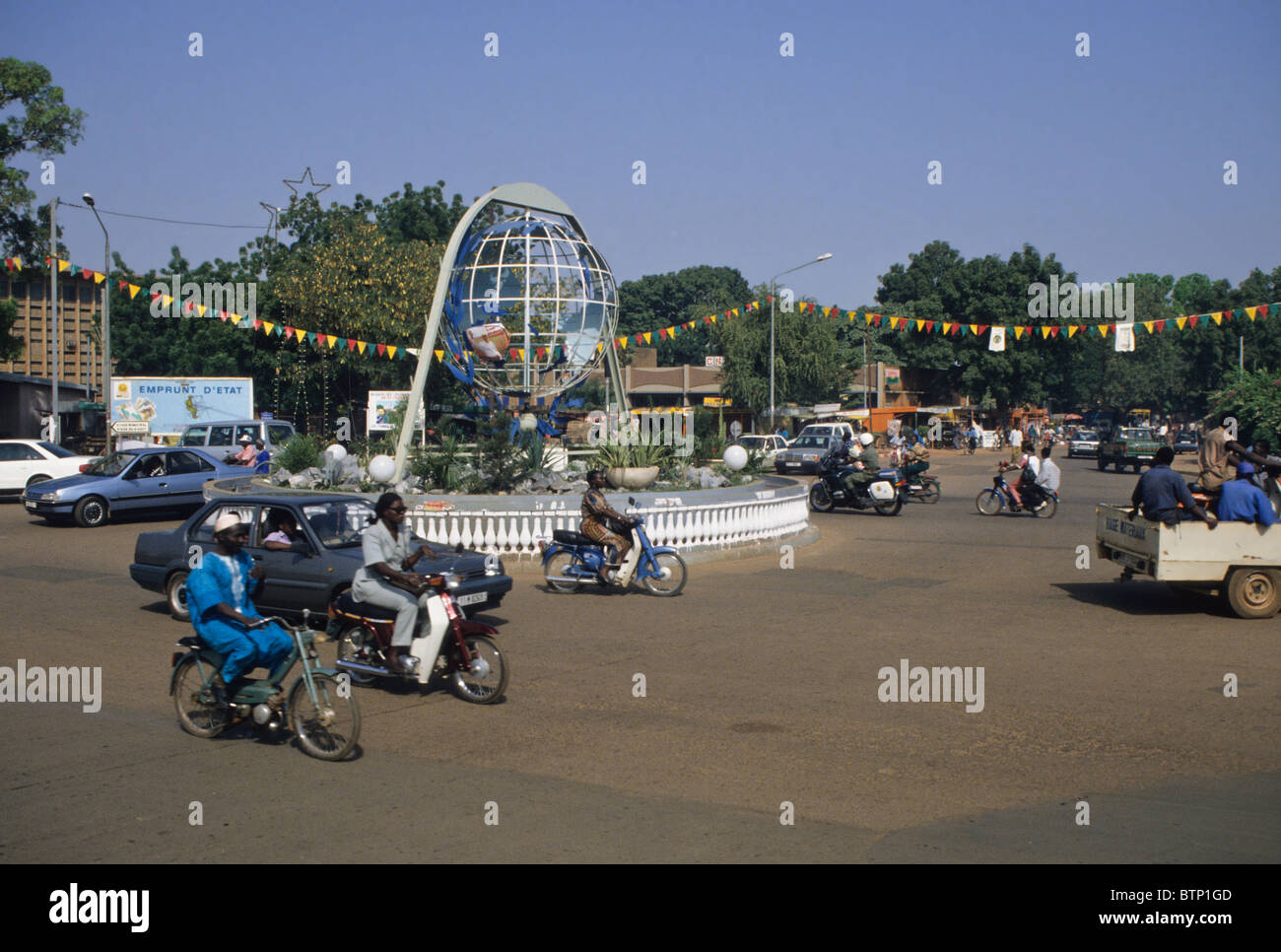 Ouagadougou, Burkina Faso. Nazioni Unite Cerchio di traffico, rotonda. Foto Stock