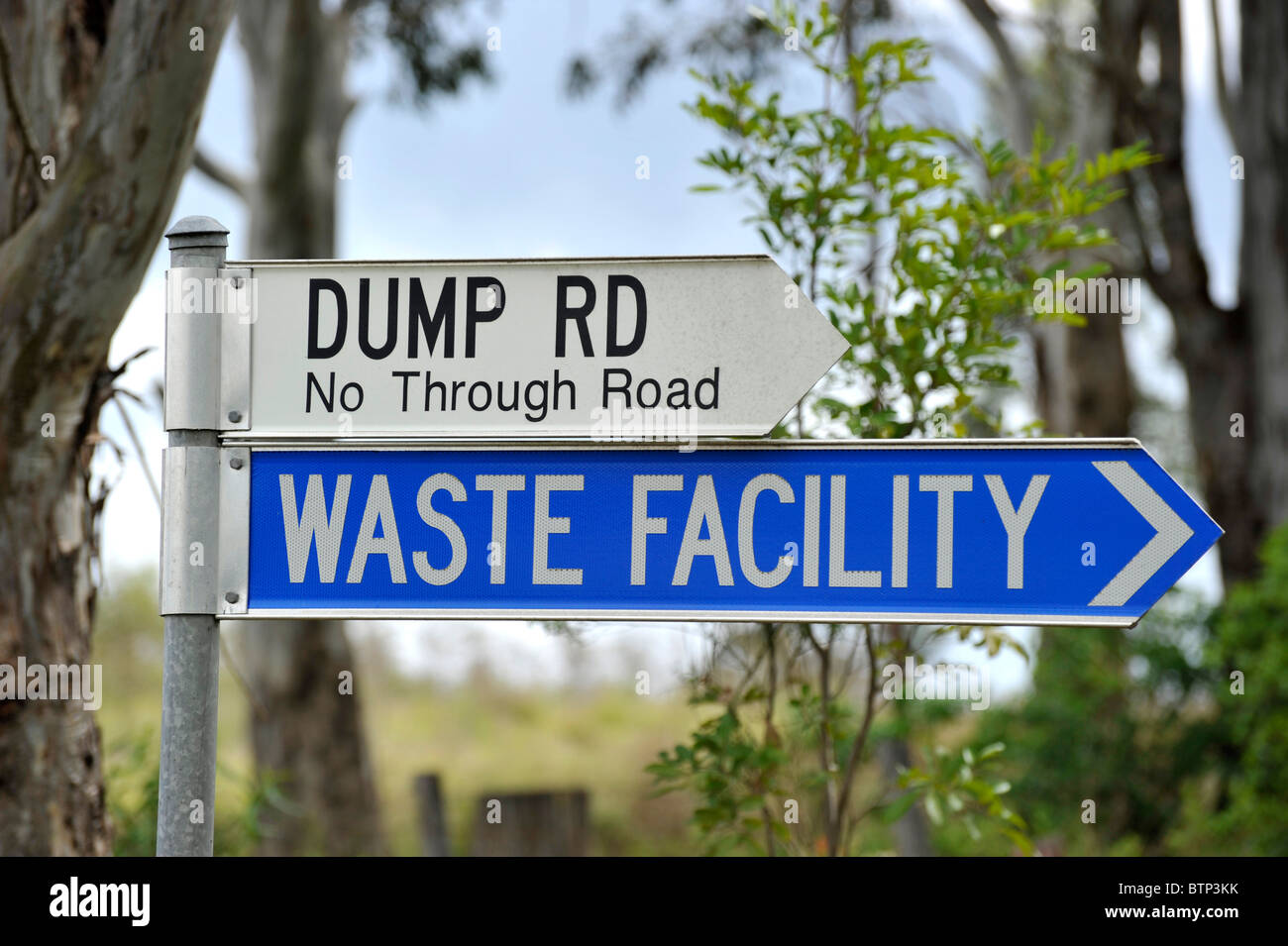 Impianto di smaltimento dei rifiuti Discarica Rd Foto Stock
