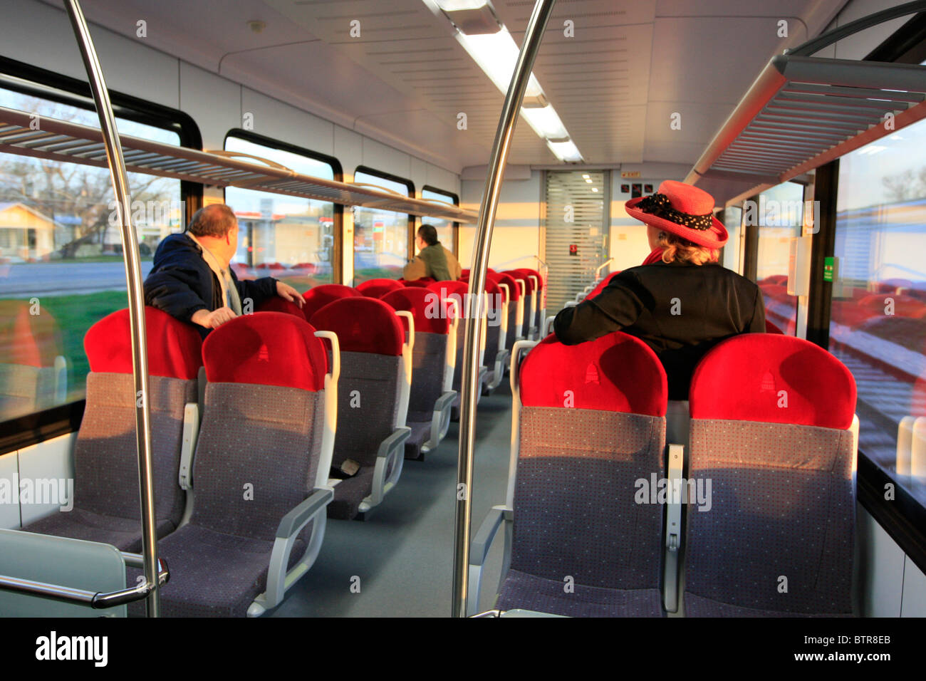 Mattina i piloti sul bordo di un commuter rail auto in Austin, Texas Foto Stock