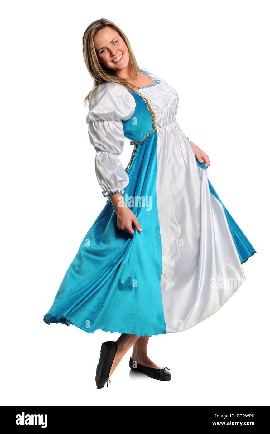 Bella giovane donna vestito in abiti rinascimentali isolate su sfondo bianco Foto Stock