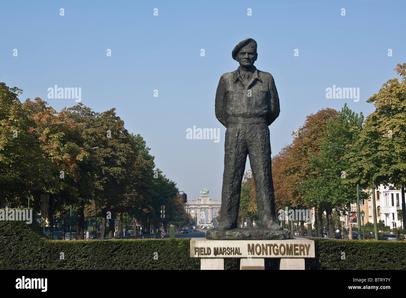 Cinquantenaire arcade, vista dalla Piazza Montgomery, Bruxelles, Brabant, Belgio Foto Stock