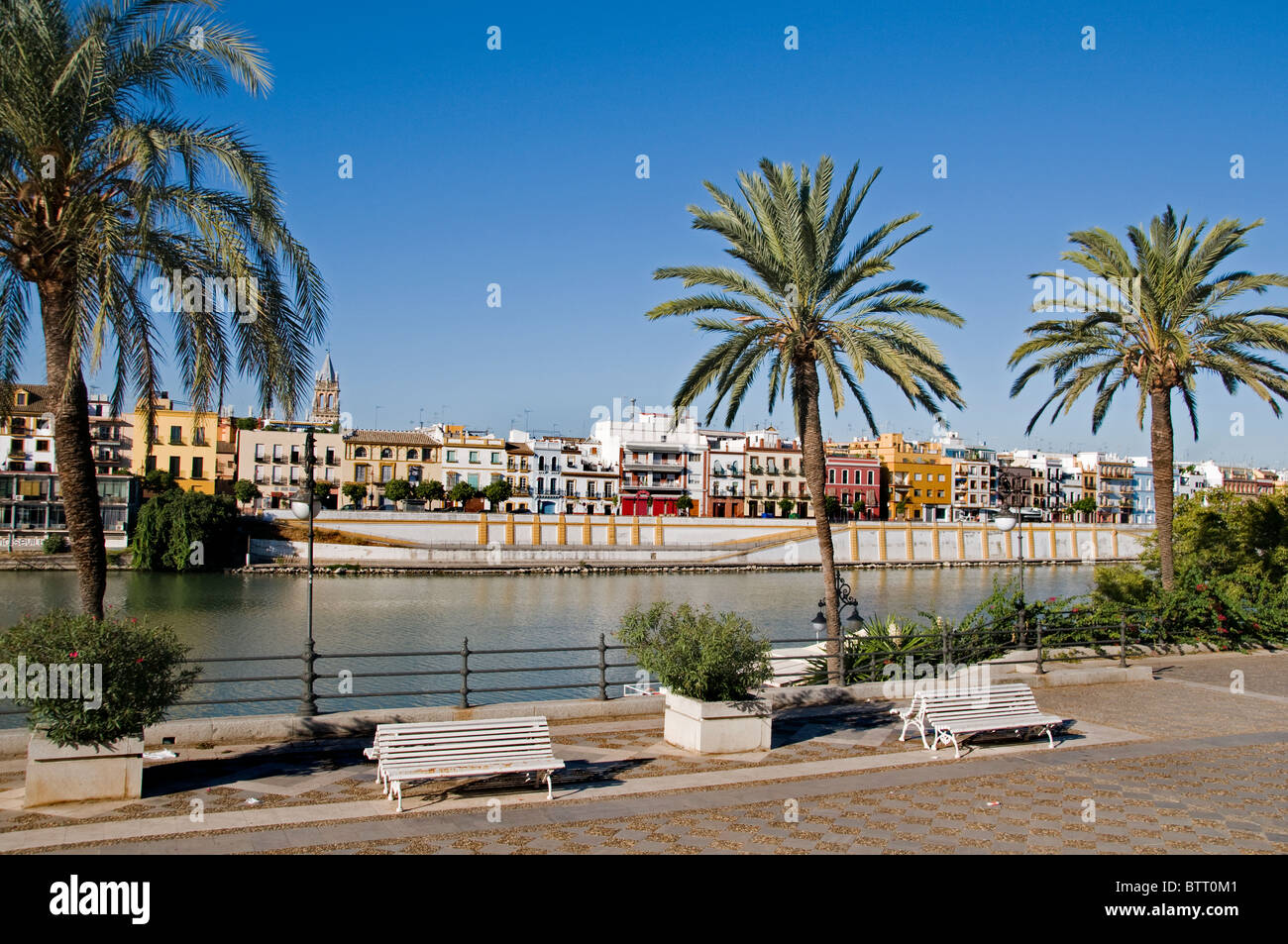 Triana siviglia spagna fiume Rio Guadalquivir city Foto Stock