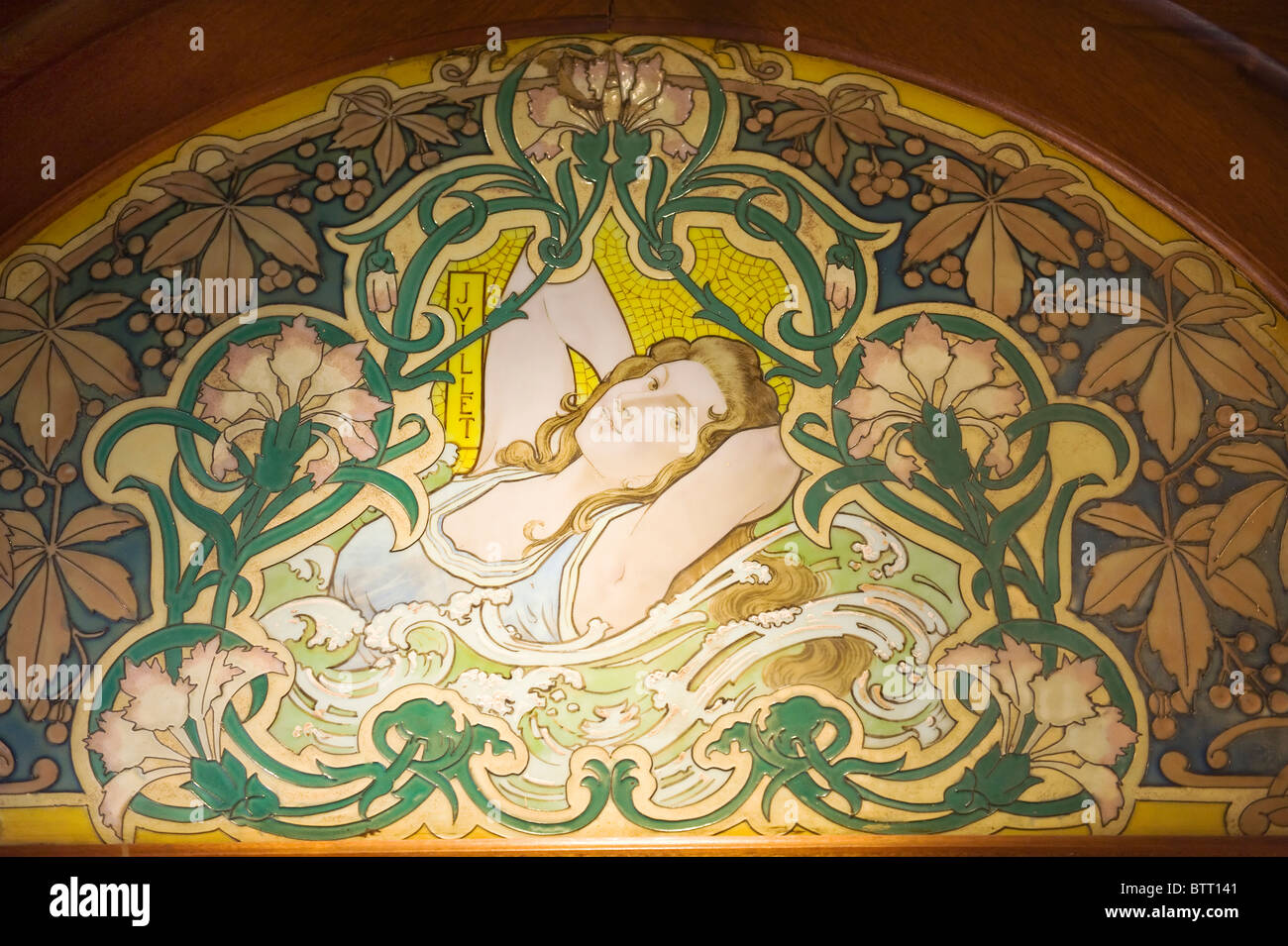 Art Deco di mosaici in un bistrot, Lione, Francia Foto Stock