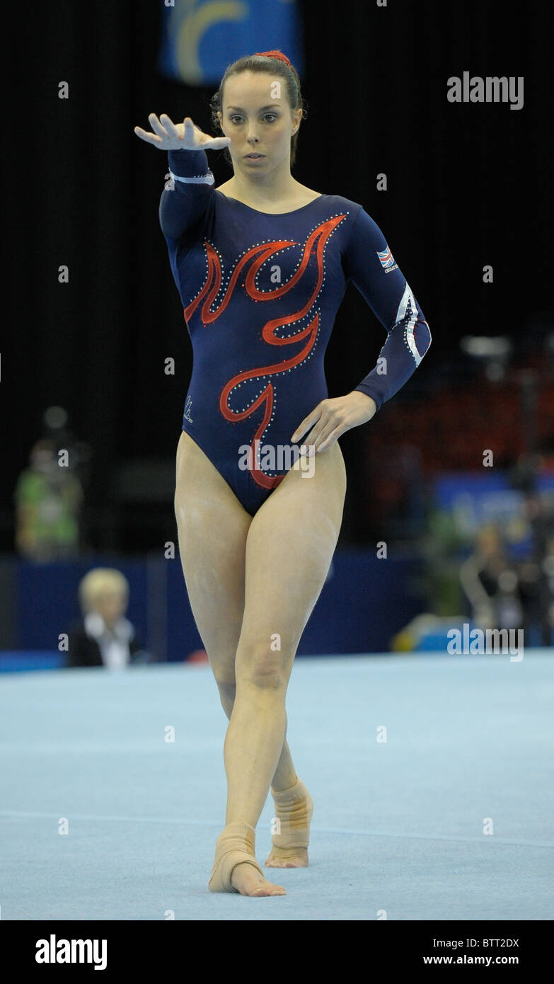 1.5.10 europeo campionati di ginnastica .Senior Team finali. Beth Tweddle del GB. Foto Stock