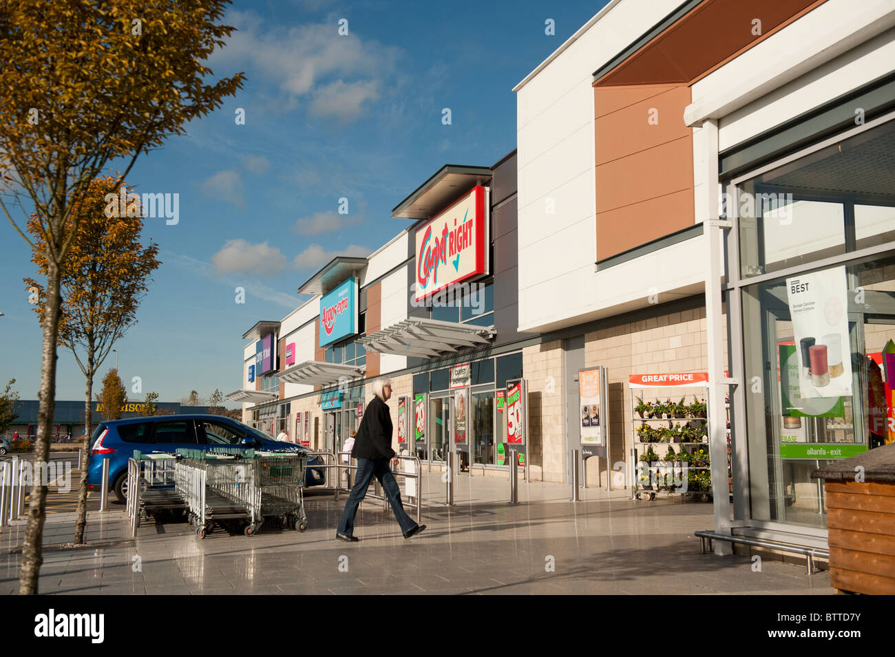 Pemberton fuori città Retail Park, Llanelli, Wales UK Foto Stock