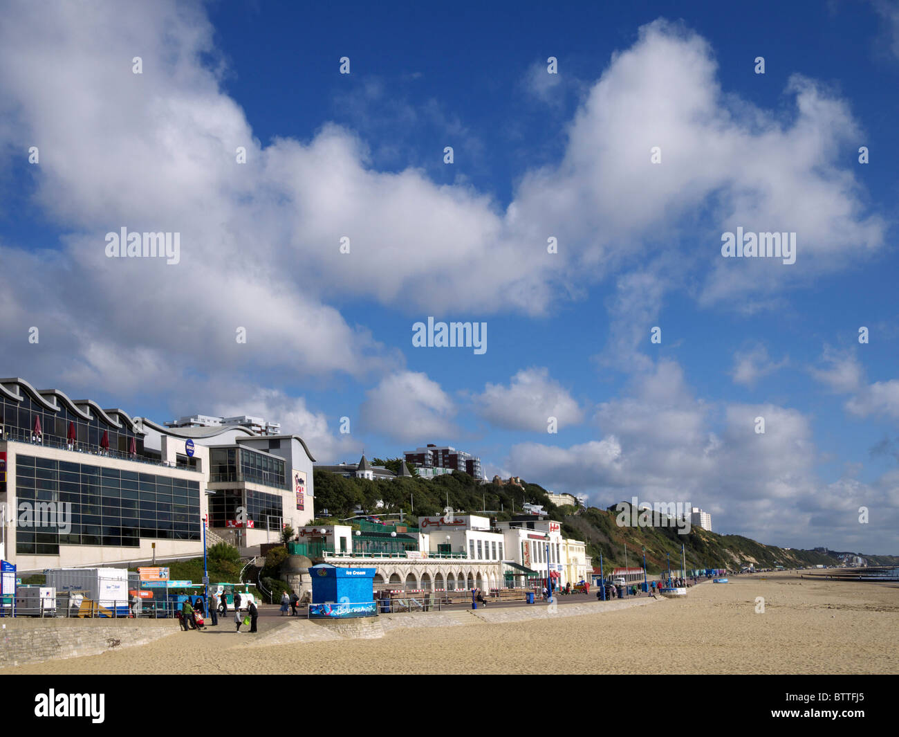 Bournemouth East Beach e scogliere, Dorset, Regno Unito Foto Stock
