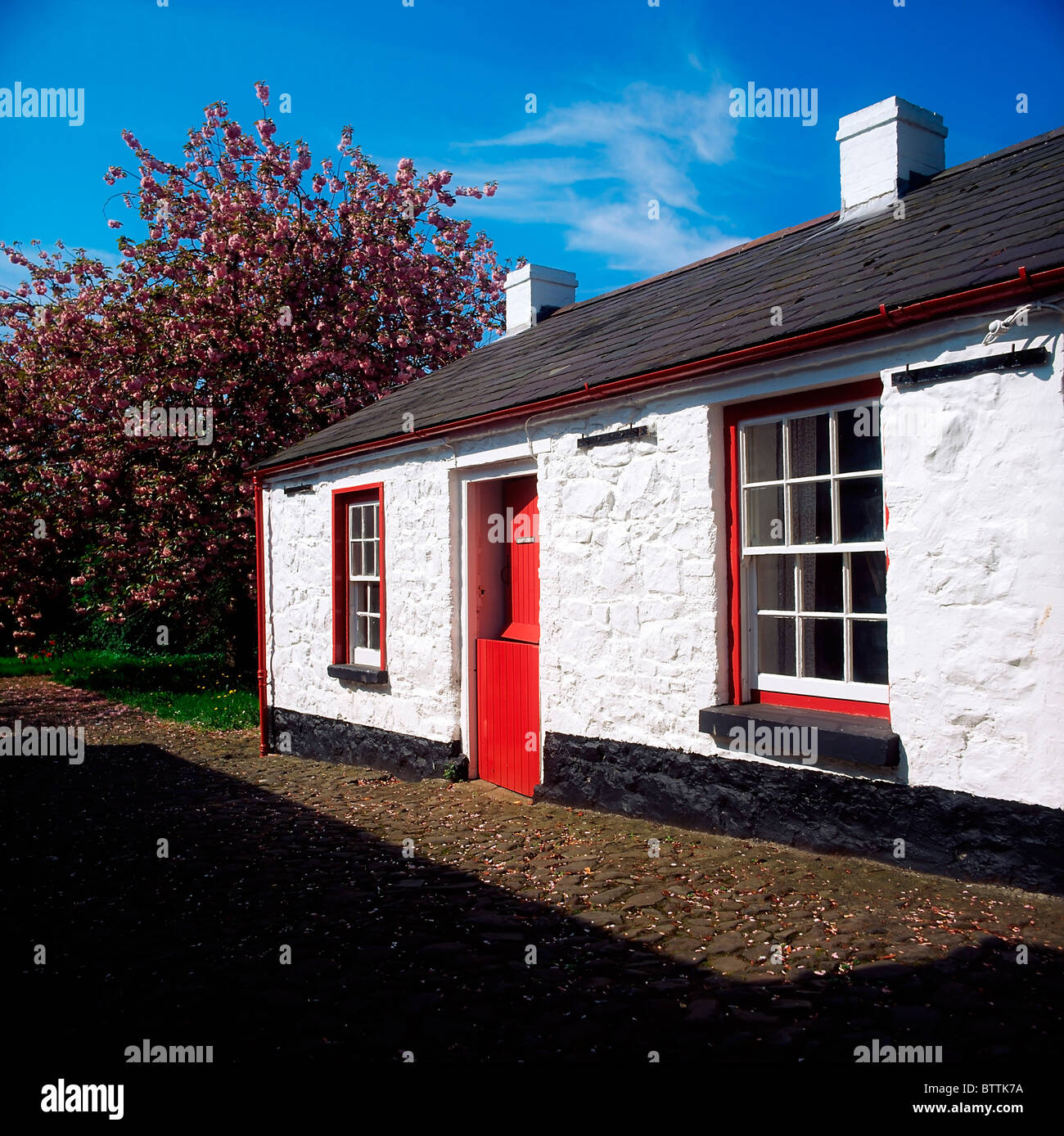 Pogue Voce del Cottage storico,Pogue Entry, Co Antrim, Irlanda; Casa d'infanzia di scrittore irlandese e il Ministro Alexander Irvine Foto Stock