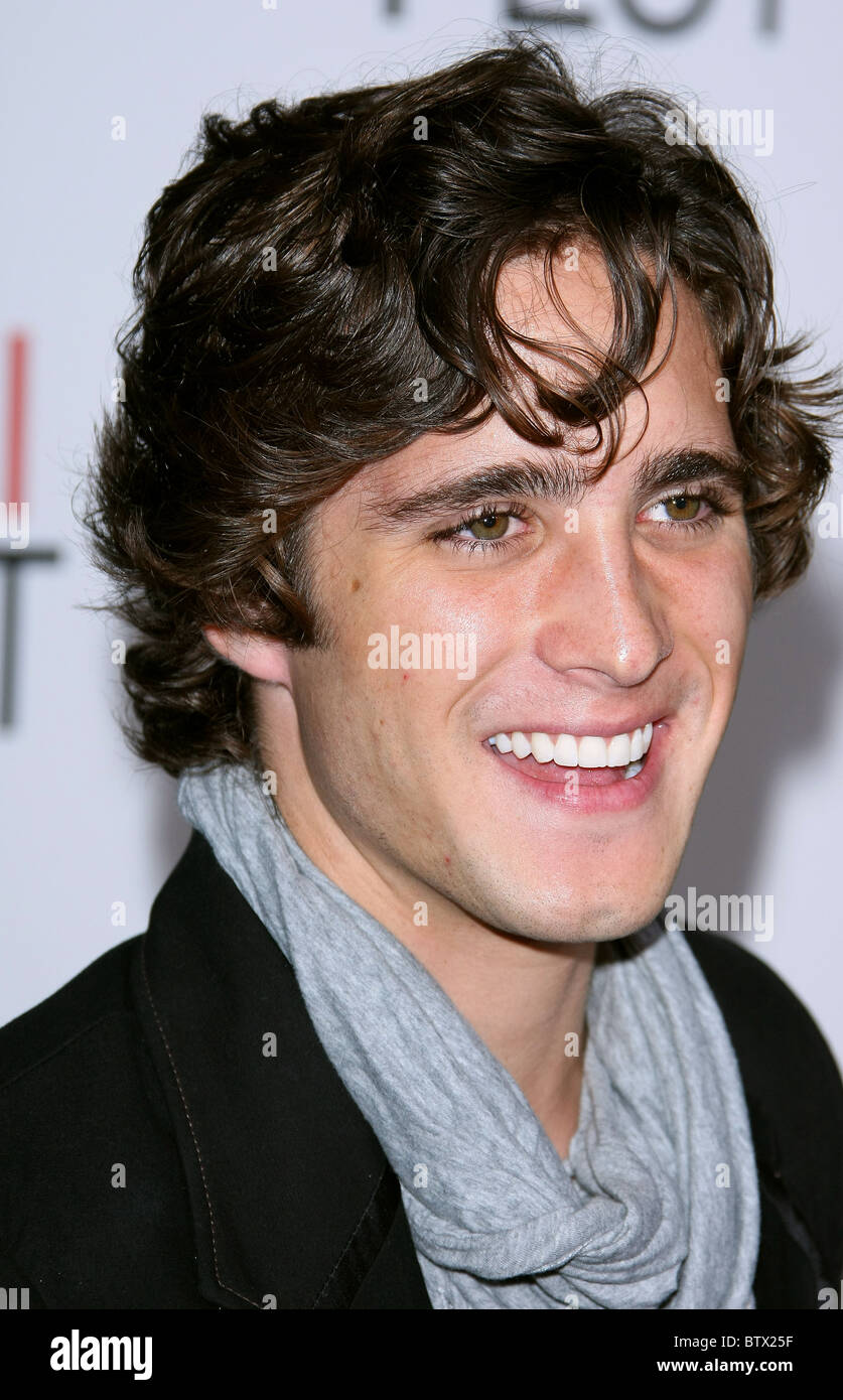 DIEGO BONETA ABEL centrotavola screening di gala. AFI FEST 2010 HOLLYWOOD Los Angeles California USA 07 Novembre 2010 Foto Stock