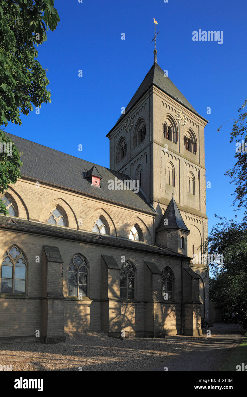 Katholische Kirche San Mariae assunta in Wesel-Ginderich, Niederrhein, Renania settentrionale-Vestfalia Foto Stock