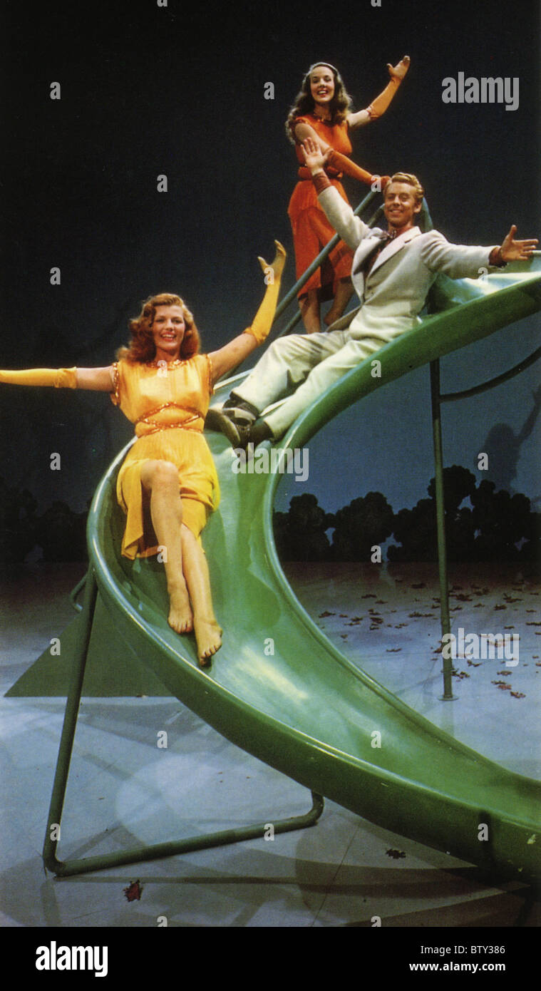 Giù a terra 1947 Columbia film con da l: Rita Hayworth, Dorothy Hart e Larry Parks Foto Stock