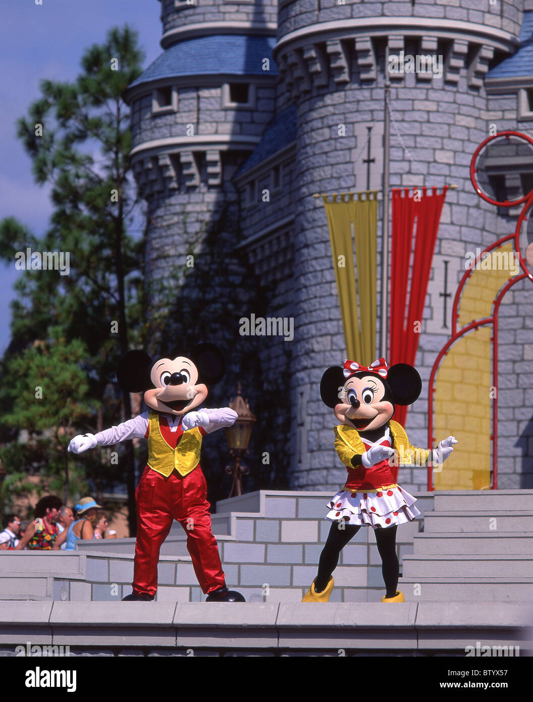 Disney Show, Cenerentola il castello, il Magic Kingdom, Walt Disney World, a Orlando, Florida, Stati Uniti d'America Foto Stock