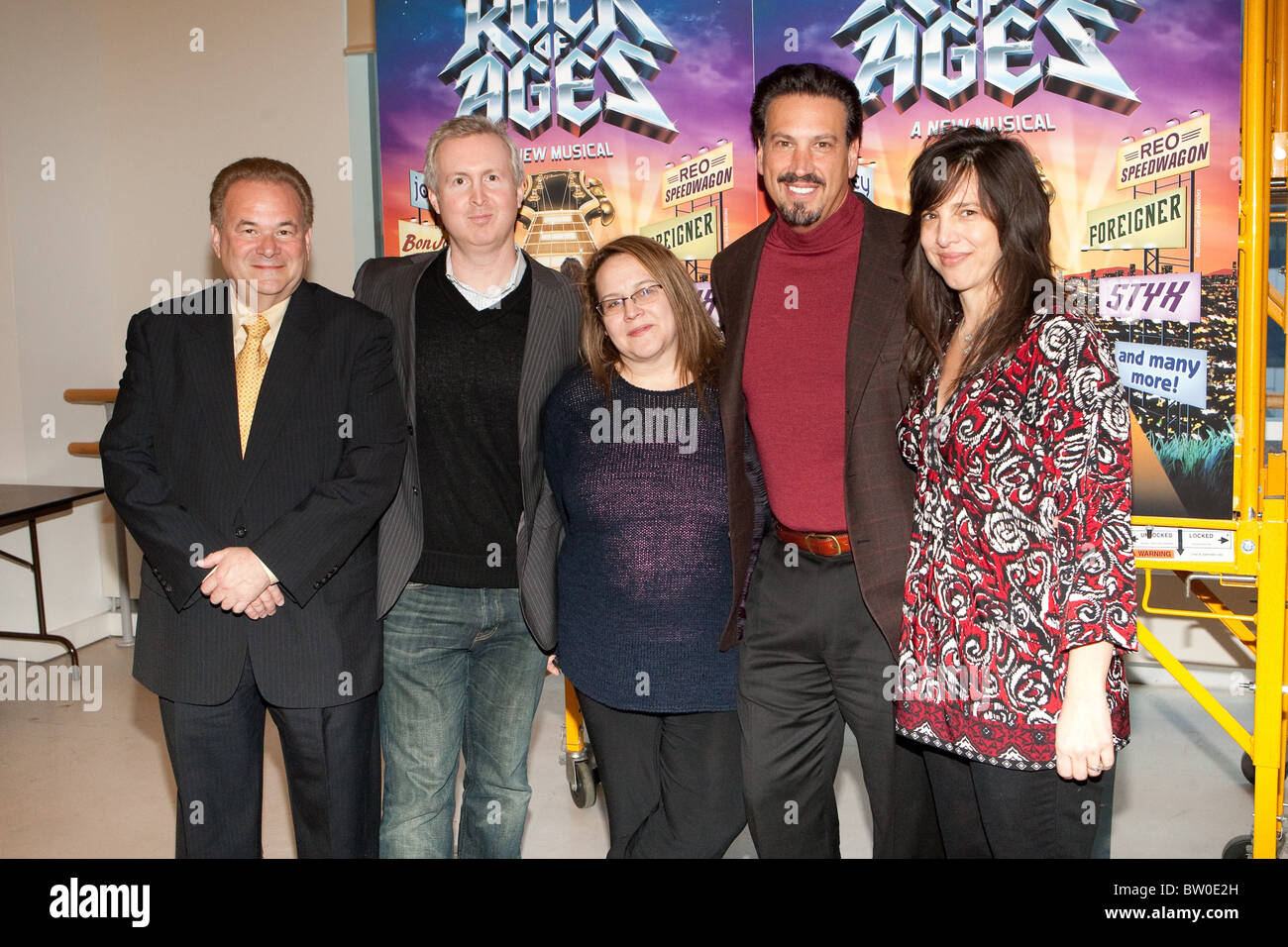 Nuovo Musical di Broadway Rock Of Ages cast foto op Foto Stock