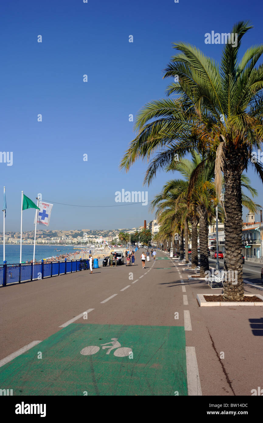 Francia, Nizza, Promenade des Anglais, pista ciclabile Foto Stock