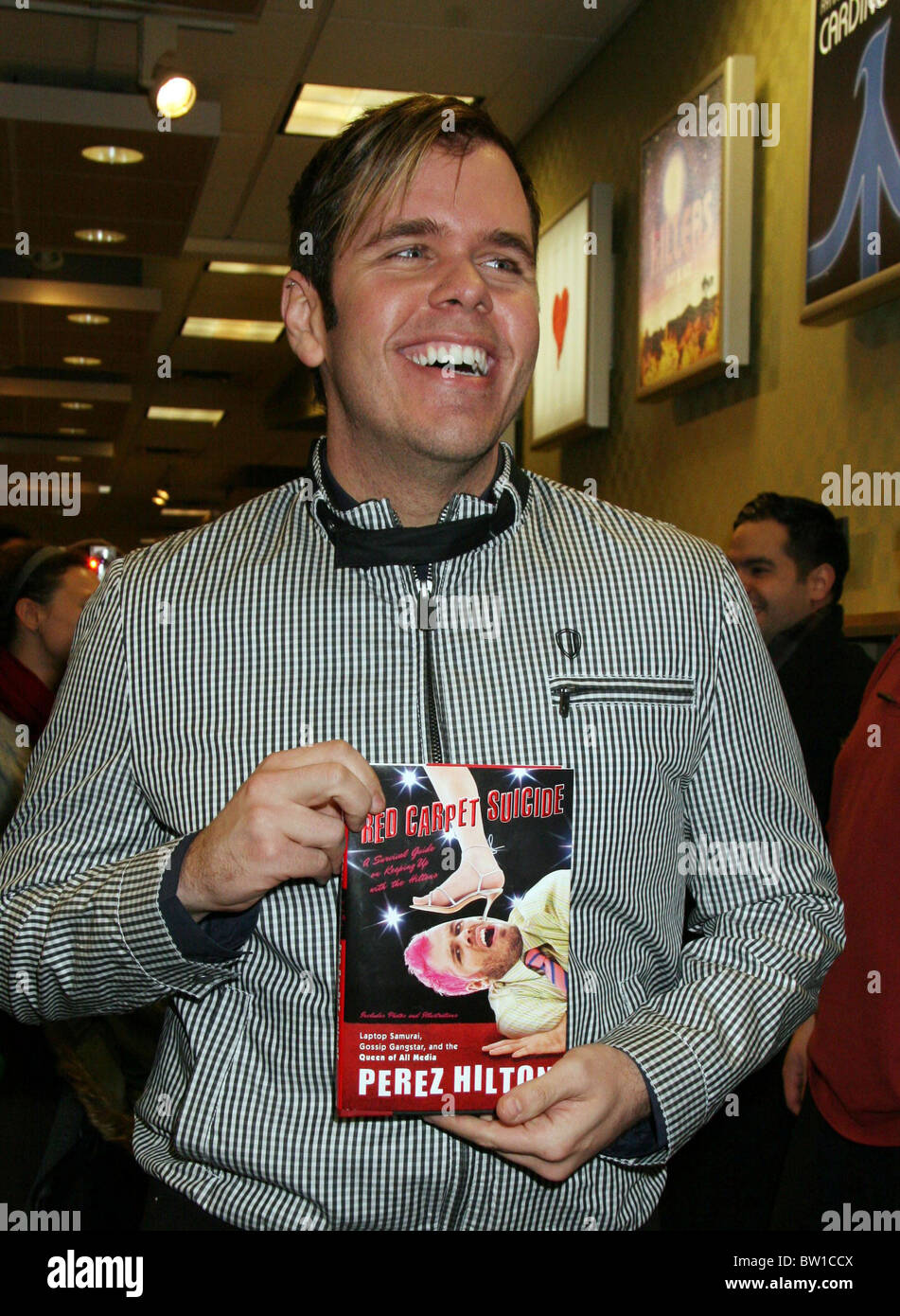 Tappeto rosso suicidio libro firma con Perez Hilton Foto Stock