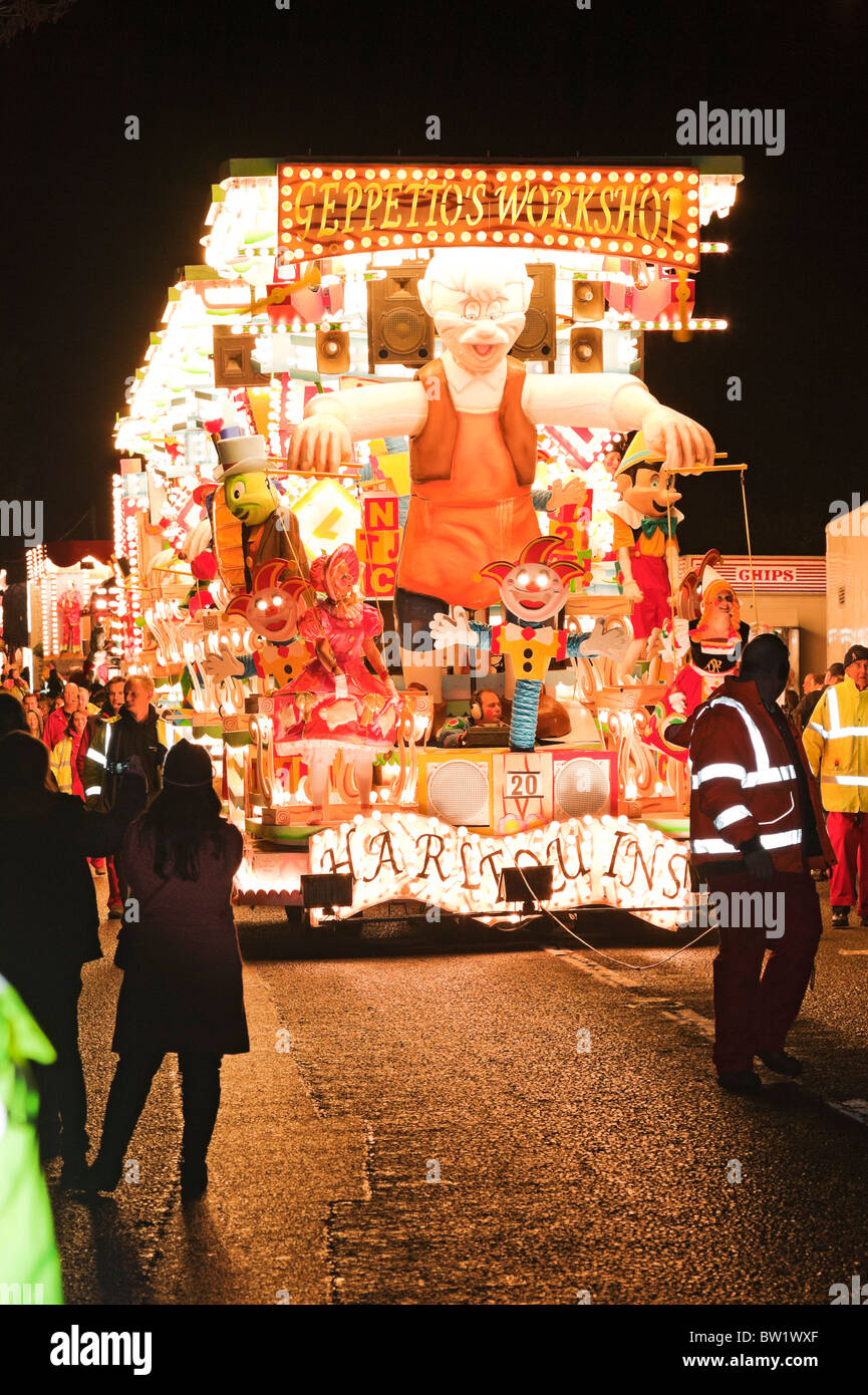 Visualizzazione verticale di Geppetto's Workshop da arlecchini CC. Foto Stock