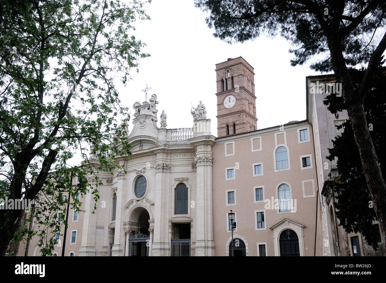 Santa croce in gerusalemme chiesa roma immagini e fotografie stock ad
