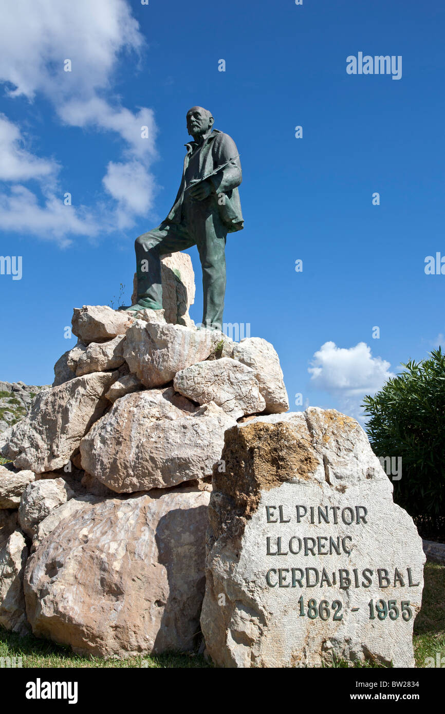 Statua del pittore Llorenç Cerda ho Bisbal. Cala Sant Vicenç. Pollença. Isola di Maiorca. Spagna Foto Stock