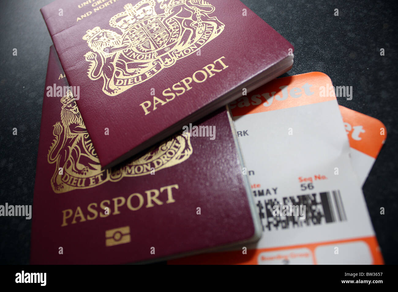 New British passaporti dell'Unione europea e Easyjet viaggio aereo biglietti Foto Stock