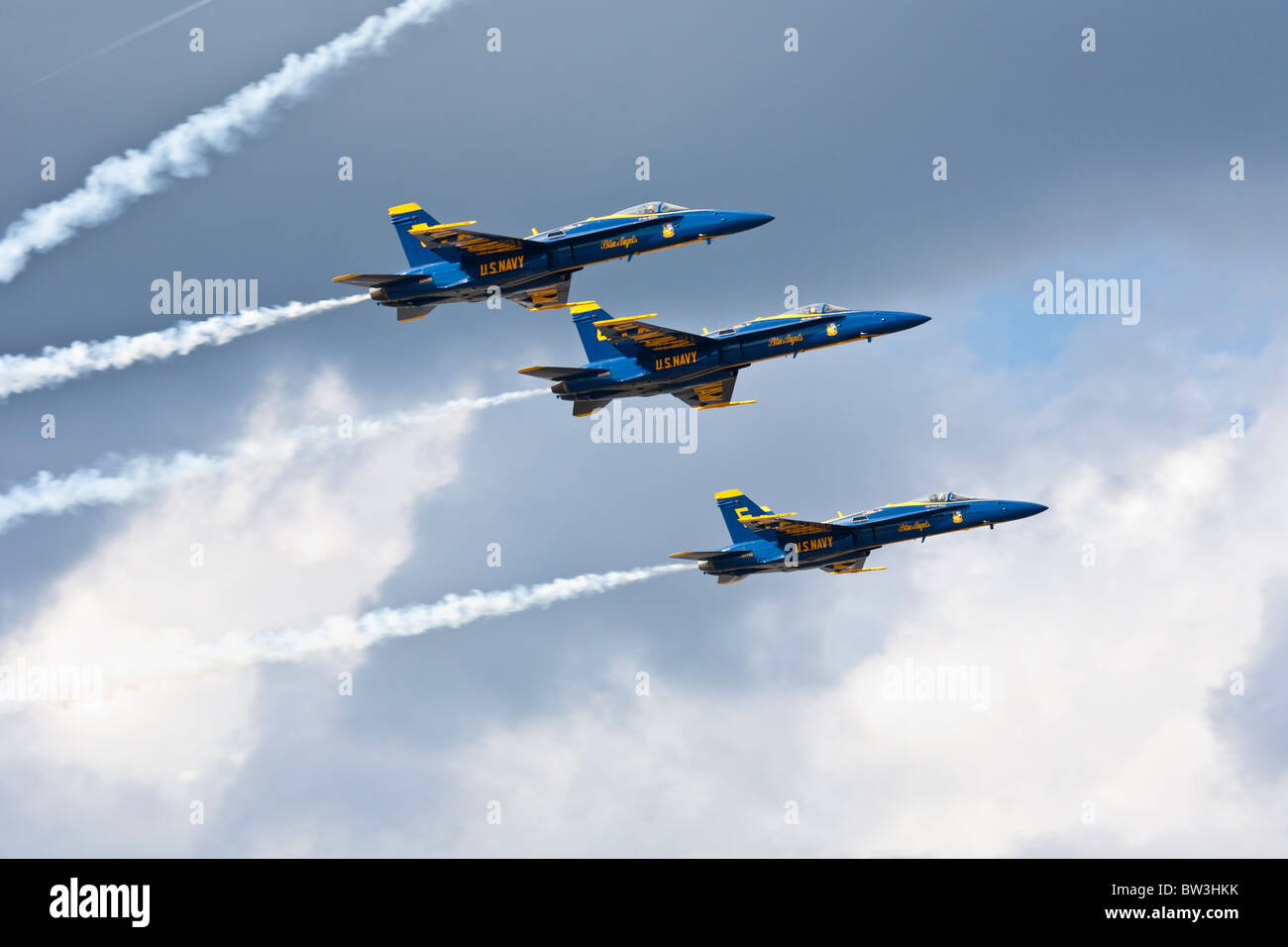 US Navy dimostrazione di volo squadrone Blue Angels eseguire in aria mostra al NAS Jacksonville, Florida Foto Stock