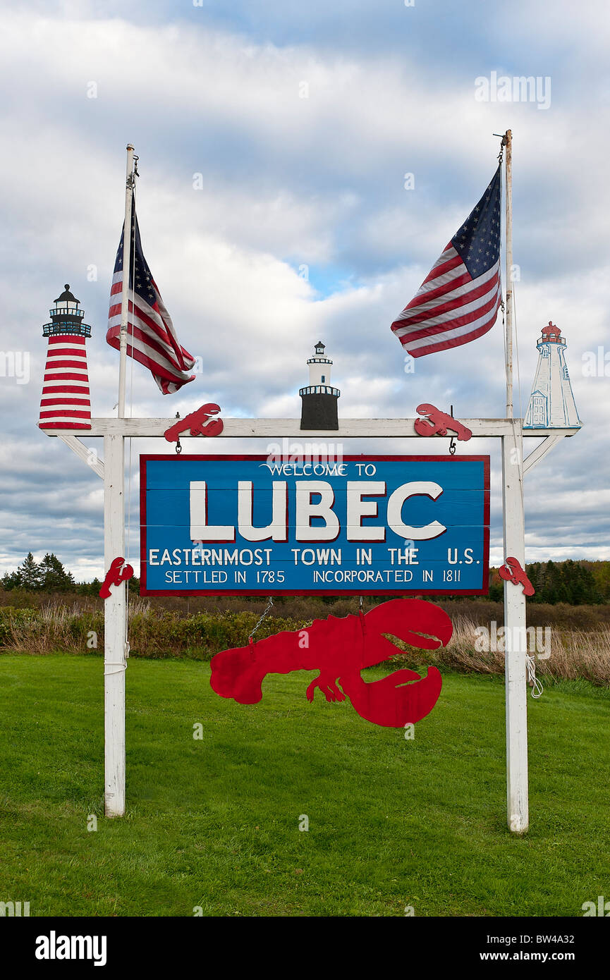 Segno di benvenuto, Lubec, Maine, Stati Uniti d'America. Il punto più orientale negli Stati Uniti Foto Stock