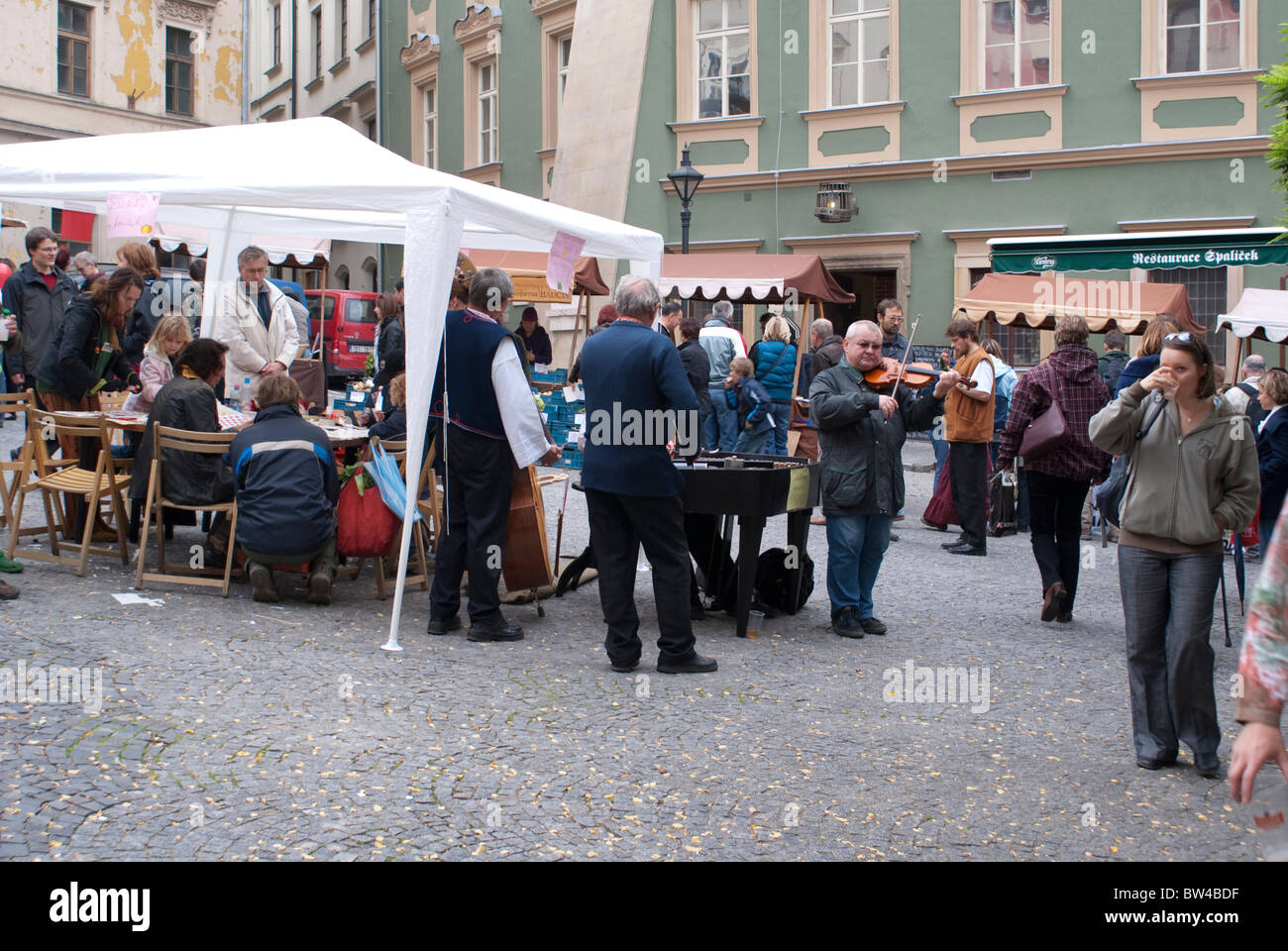 Bio/eco mercato a Zelny Trh, Brno Foto Stock