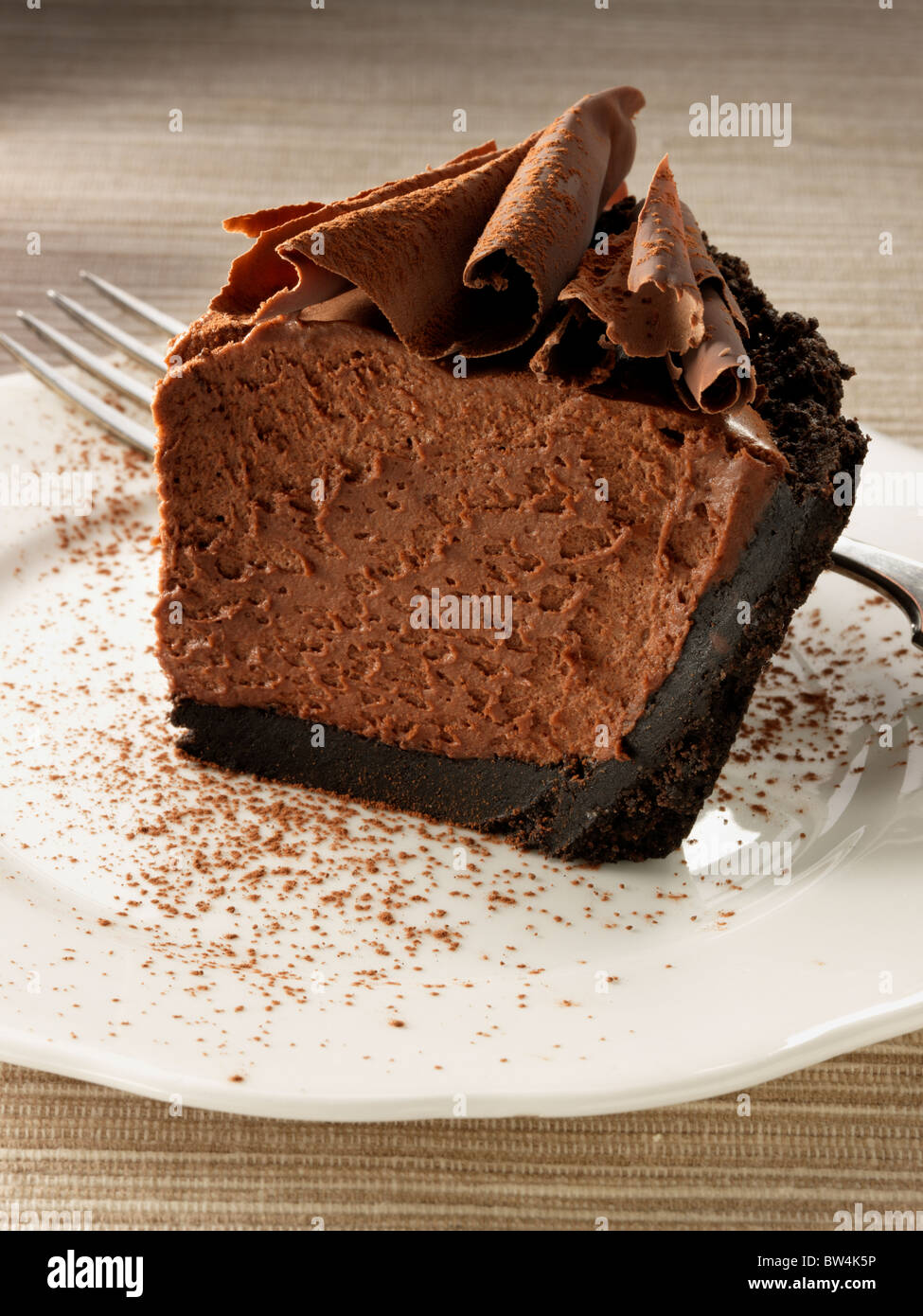 Una singola porzione di mousse al cioccolato Foto Stock