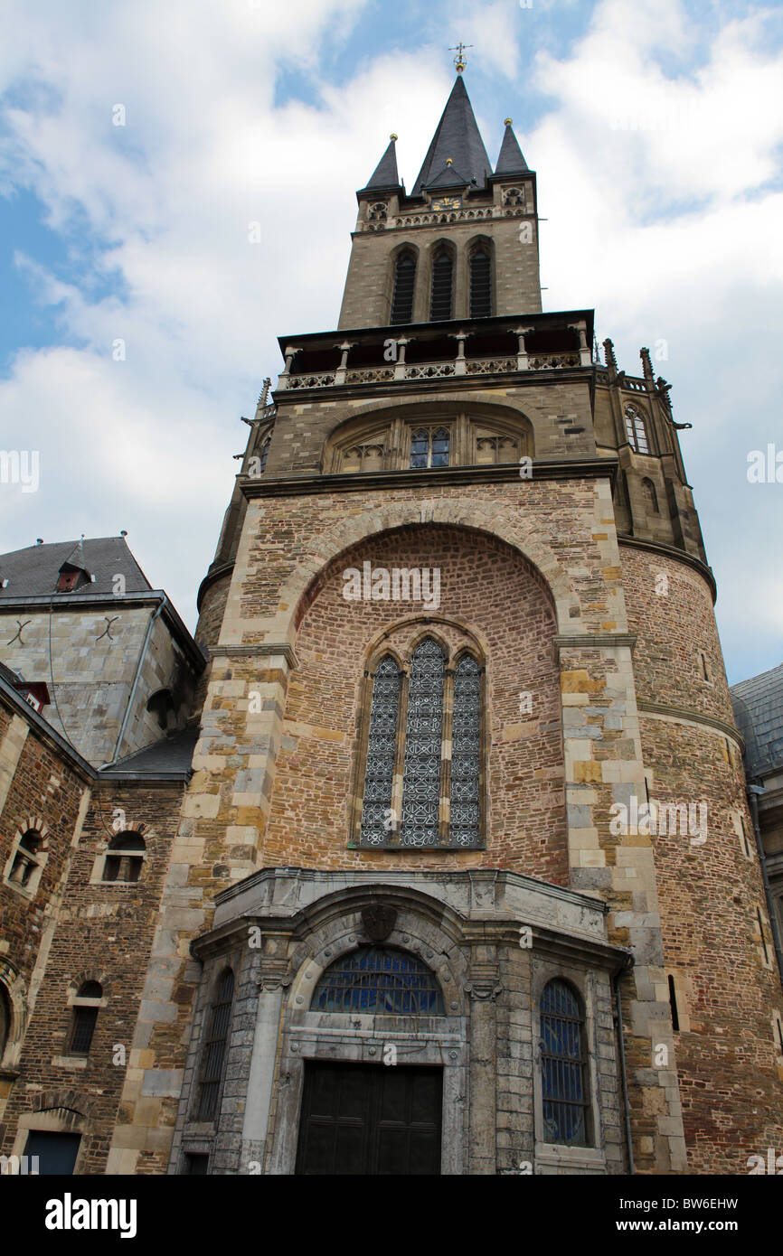 La Cattedrale di Aquisgrana, spesso indicata come la "Cattedrale imperiale", è una chiesa cattolica romana di Aachen Foto Stock