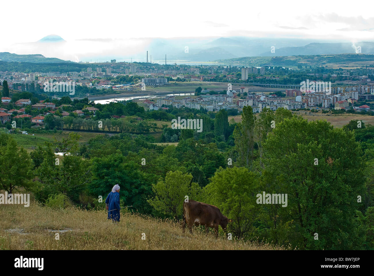 Città di montagna di Kardjali Rogopi Bulgaria. Foto Stock