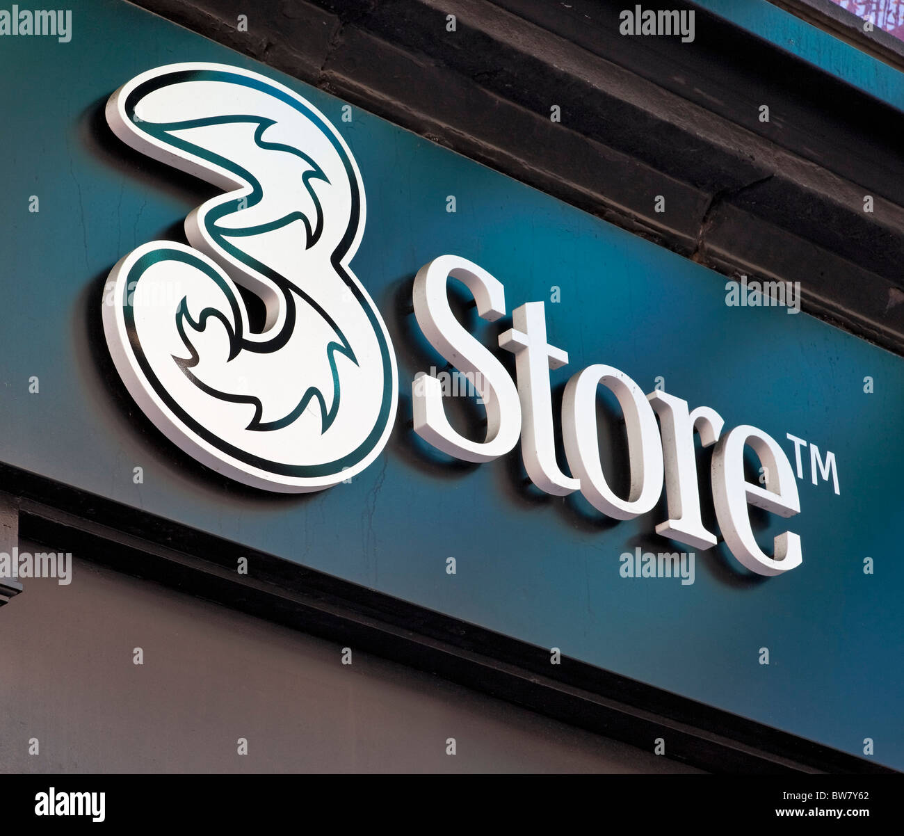 Shop digital signage presso un centro commerciale per lo shopping Foto Stock