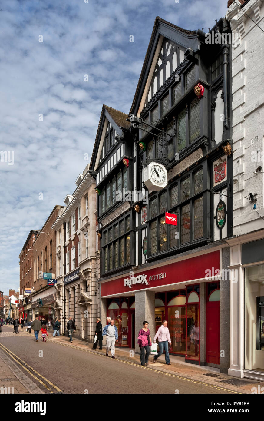 T K Maxx negozio in edificio Tudor nel Market Street, York. Foto Stock