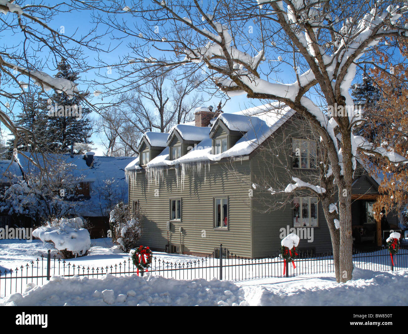 Vista invernale di una casa a Steamboat Springs, Colorado, Stati Uniti d'America. Foto Stock