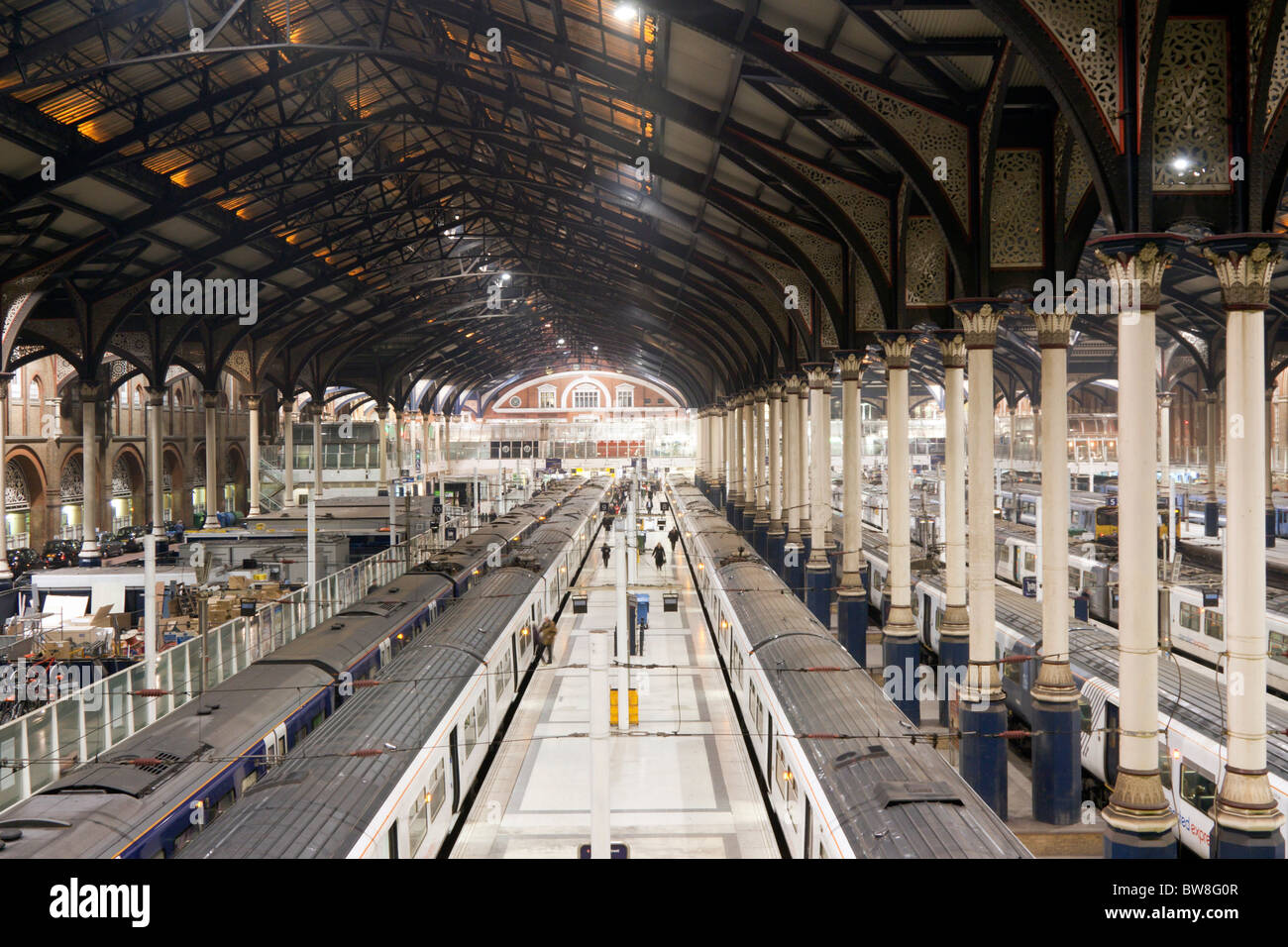 Liverpool Street Stazione Ferroviaria - City of London Foto Stock