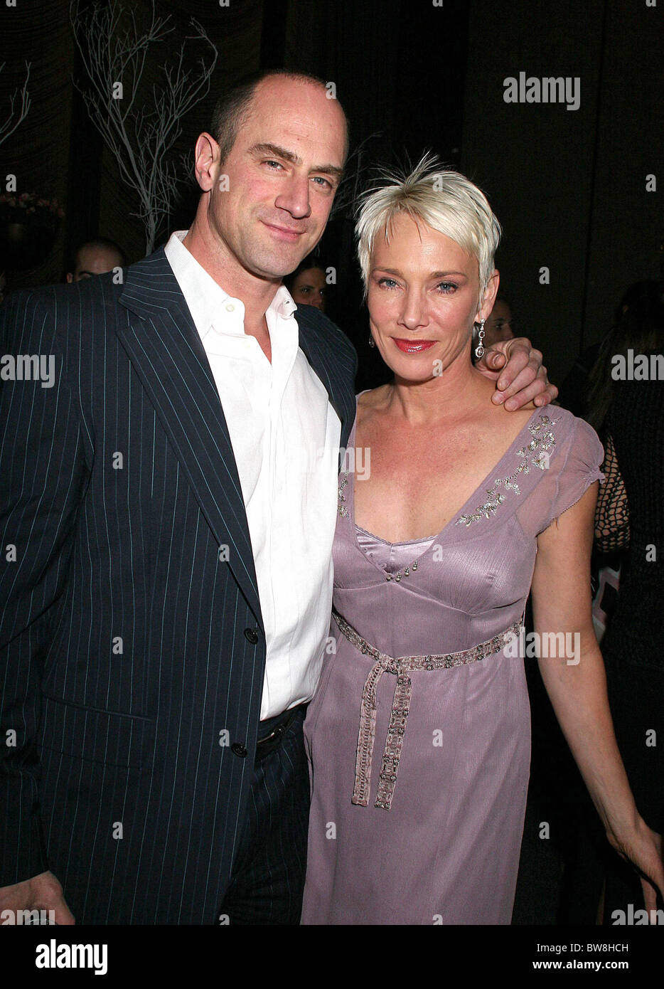 GOTHAM Magazine coprire parte per Mariska Hargitay Foto Stock GOTHAM Magazine coprire parte per Mariska Hargitay Foto Stock