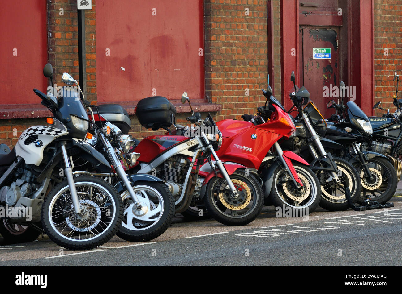 Parcheggio moto bay Foto Stock