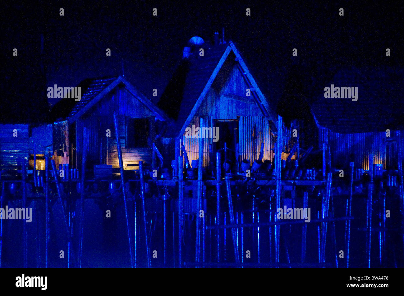 Baracche di legno su palafitte Foto Stock