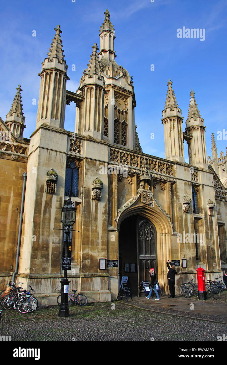 King's College cancello di ingresso, Cambridge, Cambridgeshire, England, Regno Unito Foto Stock
