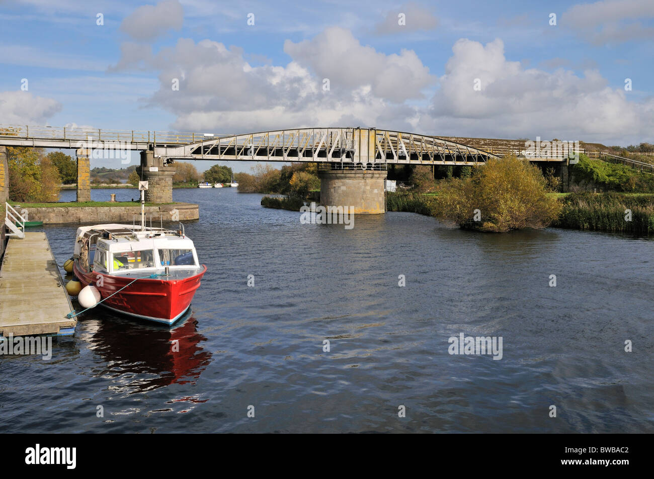 La nitidezza canal che collega Gloucester con il mare Foto Stock