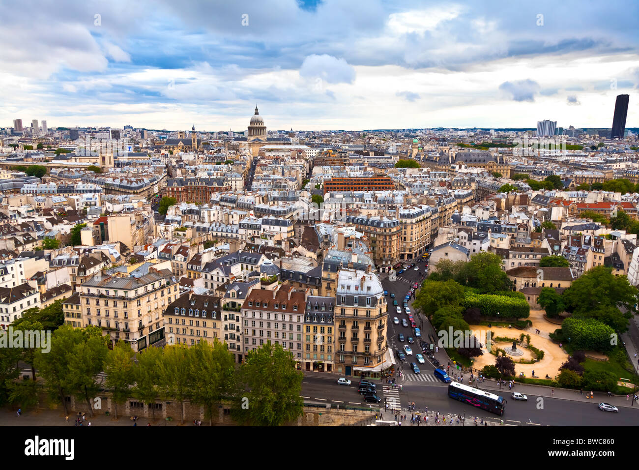 Panorama di Parigi dalla cattedrale di Notre Dame Foto Stock