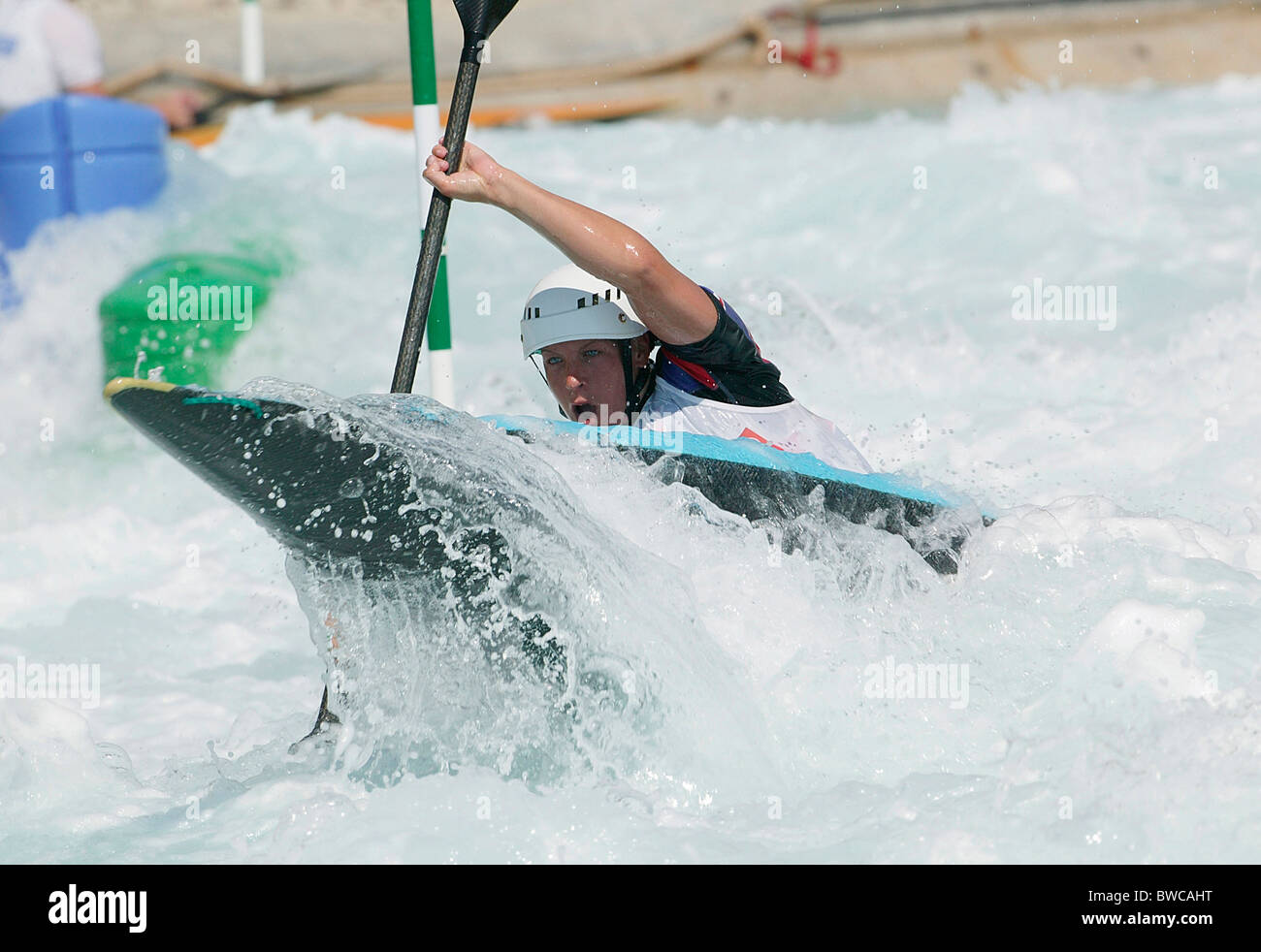 British Olympic K1 kayaker, Helen Reeves, praticando all'Olympic Kayak Center, Giochi Olimpici 2004, Atene, Grecia. Foto Stock