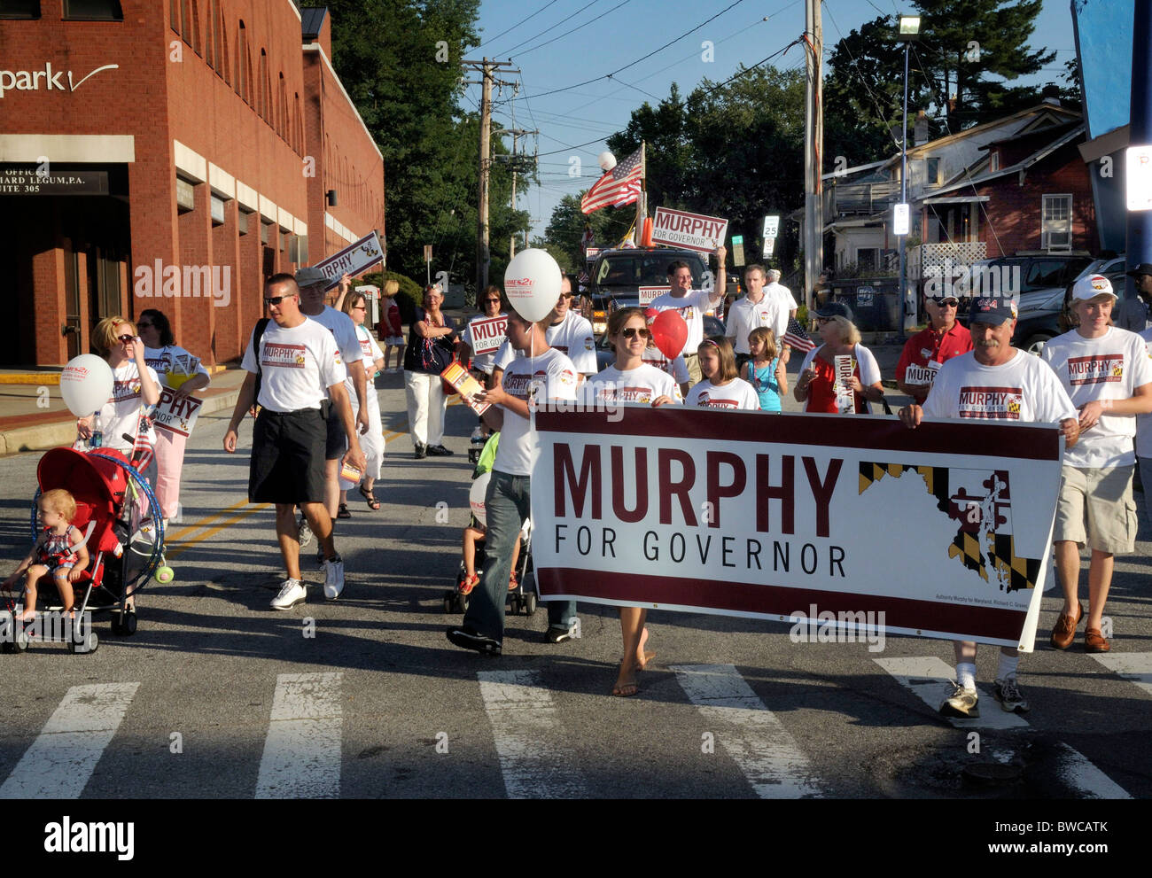 Sostenitori per repubblicani e Tea Party candidato per il governatore dello Stato del Maryland partecipare parade il 4 luglio Foto Stock