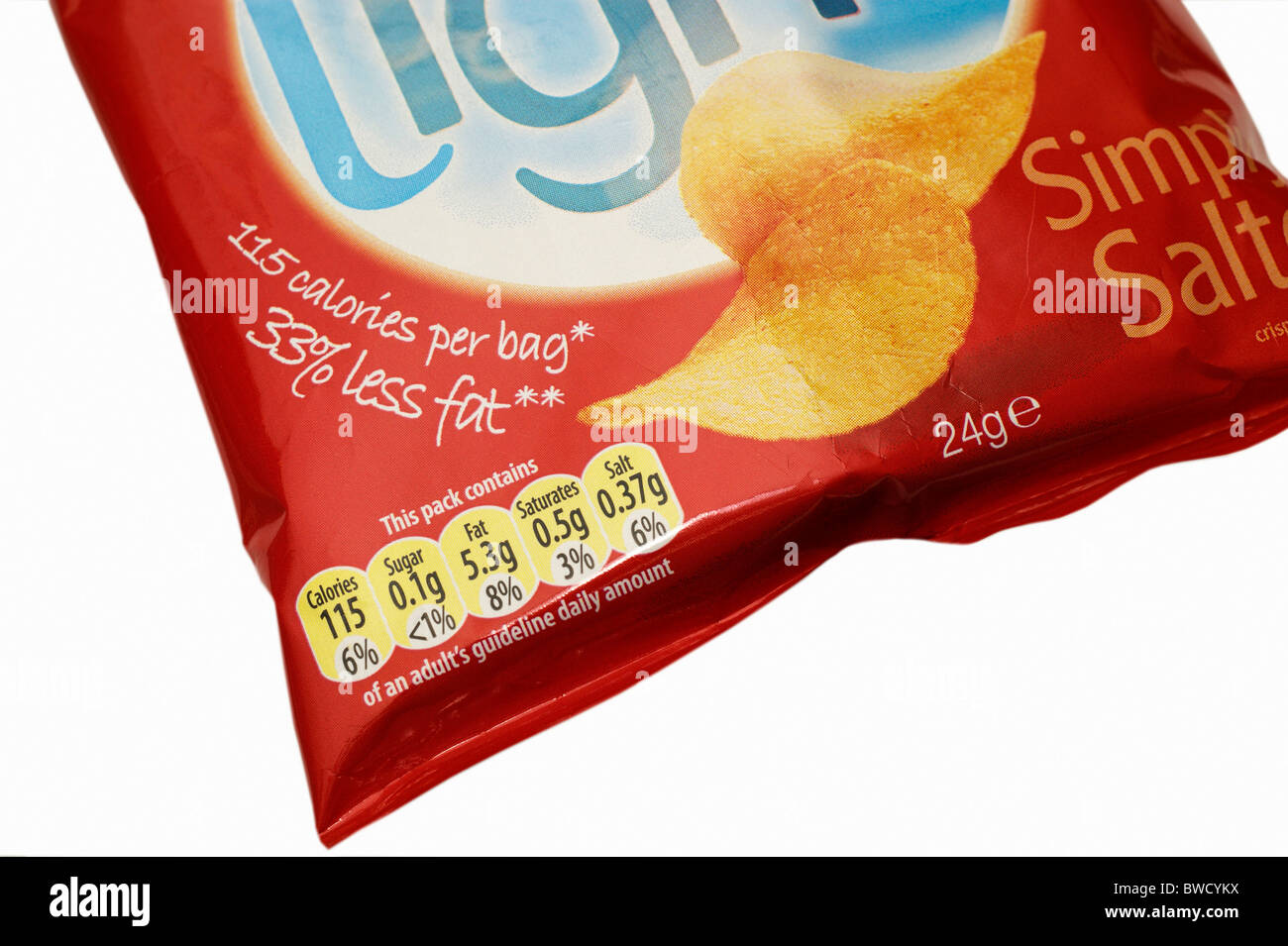 Il pacchetto di patatine con le informazioni nutrizionali e linee guida Foto Stock