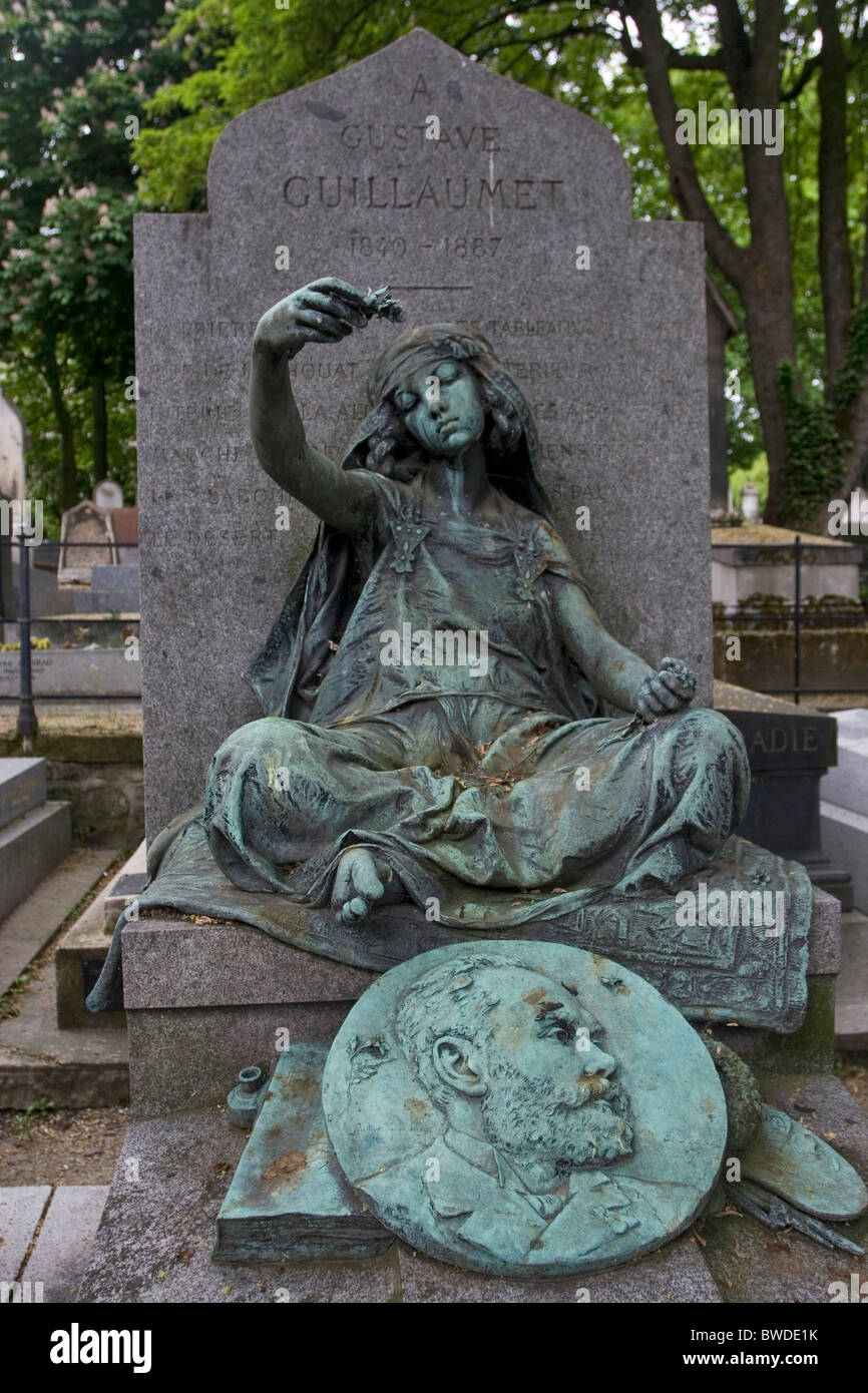 Tomba del pittore gustave guillaumet nel Cimetière de Montmartre Foto Stock