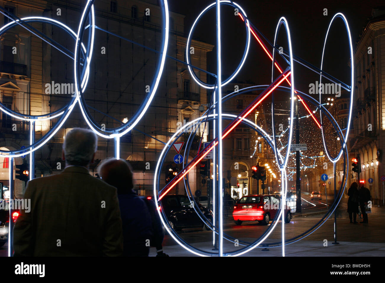 Il mio mezzogiorno di Tobias Rehberber. Luci d'artista a Torino, durante le vacanze invernali. Italia Foto Stock