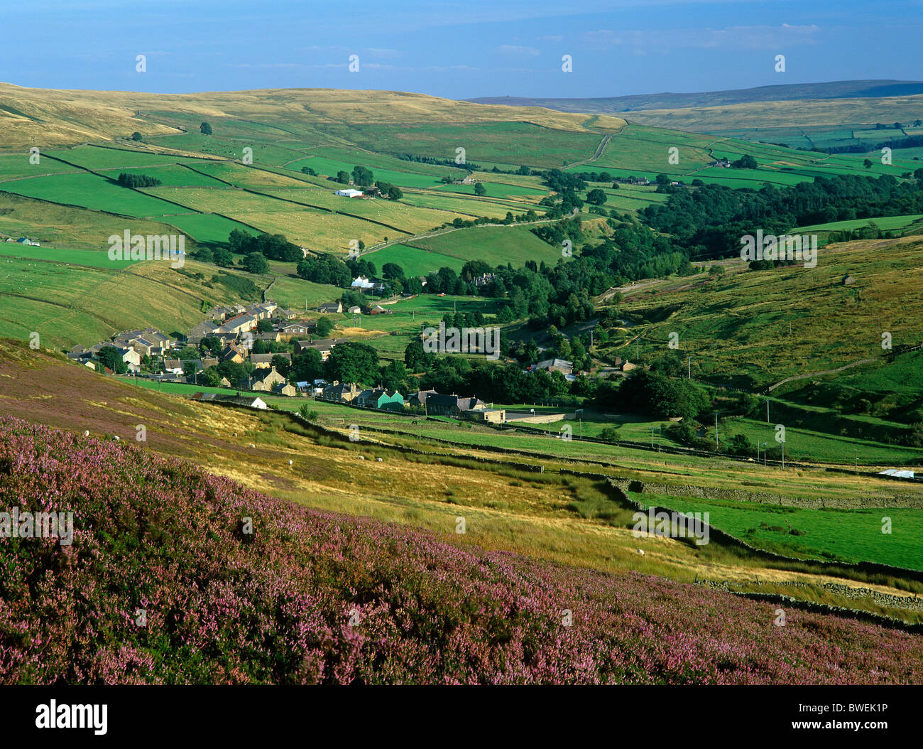 Una tarda estate del panorama del villaggio Rookhope in Weardale, County Durham Foto Stock
