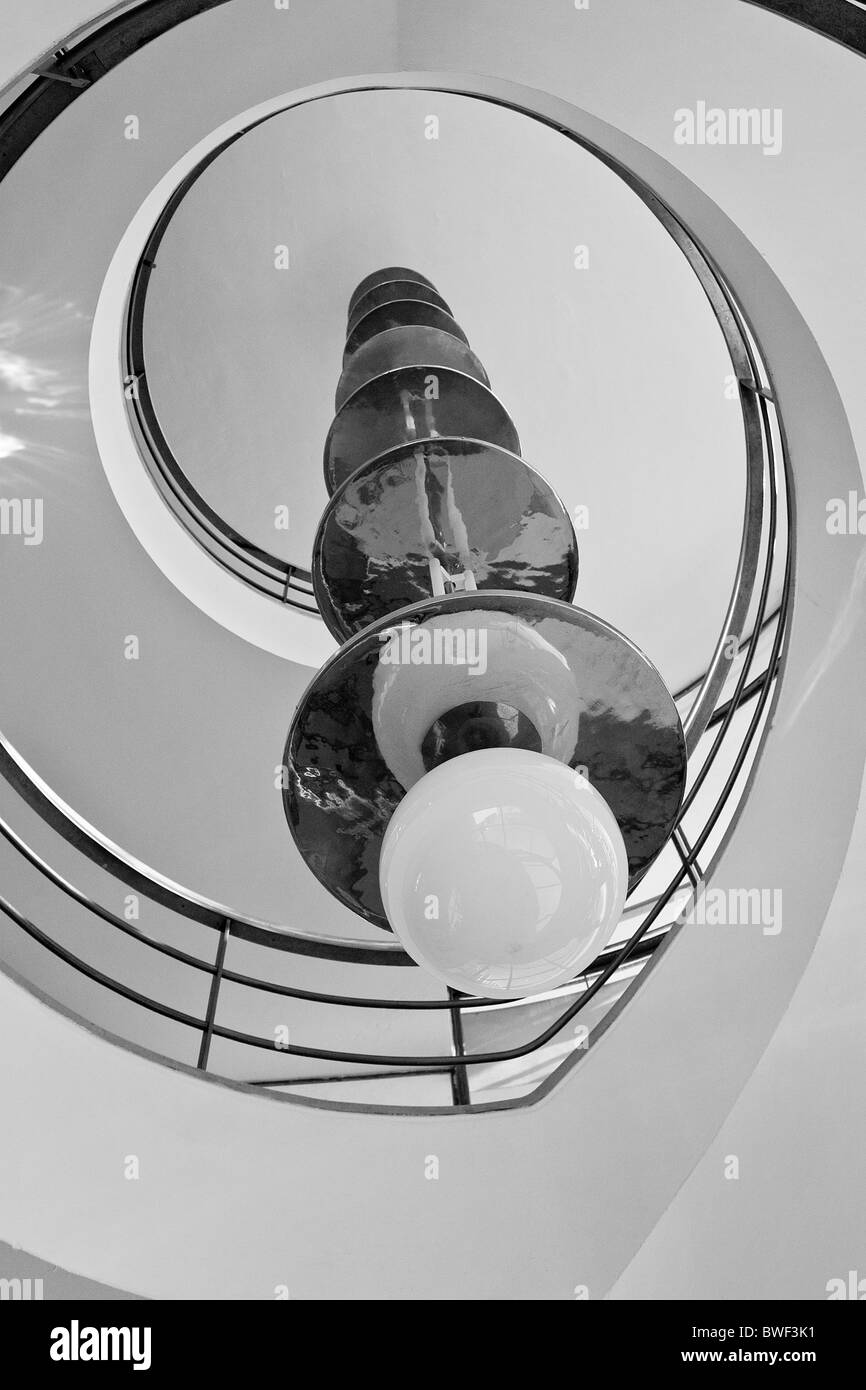 Il De La Warr Pavilion sul lungomare di Bexhill Sussex Foto Stock