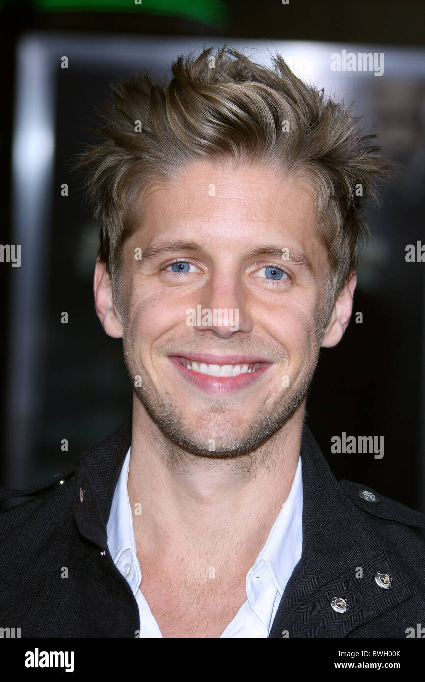 MATT BARR PIÙ VELOCE CBS FILM PREMIERE HOLLYWOOD Los Angeles California USA 22 Novembre 2010 Foto Stock