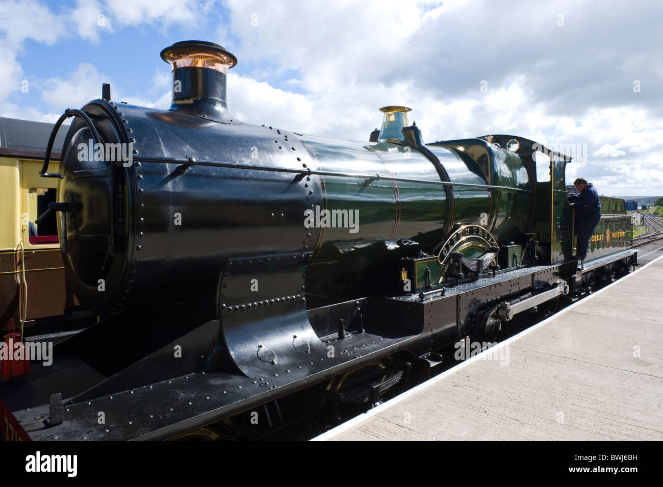 Città di Truro 3717 GWR Classe 3700 3440 il primo motore a vapore per raggiungere una velocità di oltre 100mph nel 1904 Foto Stock